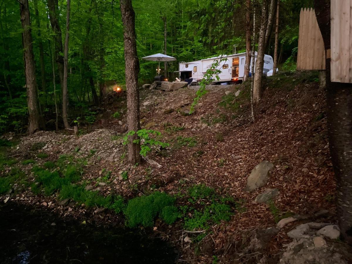 Rv Adventure Roscoe Pet Friendly Exterior foto